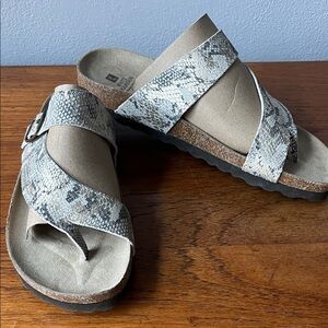 White Mountain Genuine Leather Sandals, Metallic Snake Print, NWOT, Sz 11 M